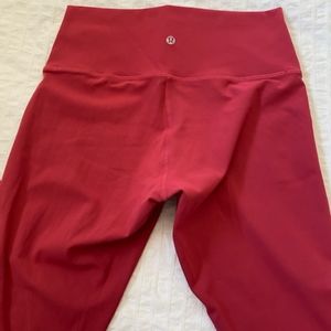 Lululemon 'Wunder Unders' Capri, Size 8